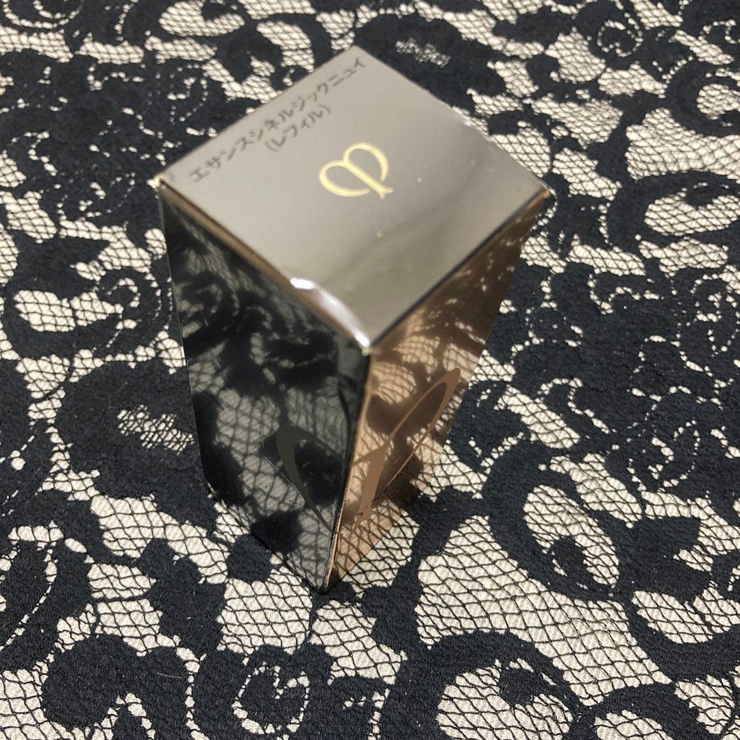 廃盤　レア　希少　入手困難　エサンスシネルジックニュイ クレドポー　40ml