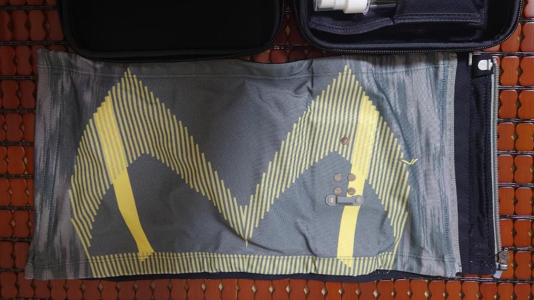 ミ*ナ様 SIXPAD Powersuit Core Belt LL G