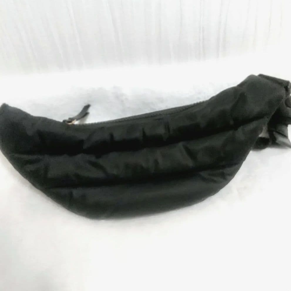 ✨美品★トリーバーチ★ ボディバッグ エラ 軽量 キルティング ブラック ロゴ