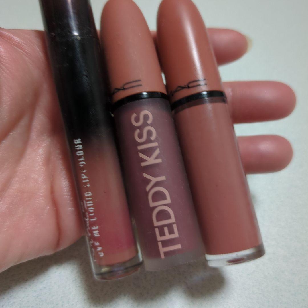 期間限定お値下げMAC TEDDY KISS リップスティック・リキッドリップ