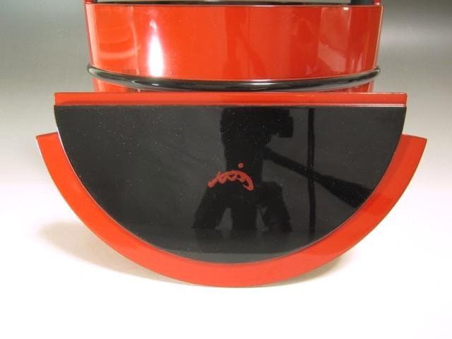 ★ 川端近左　朱手桶水指　表千家　十三代　即中斎の花押がございます★x407