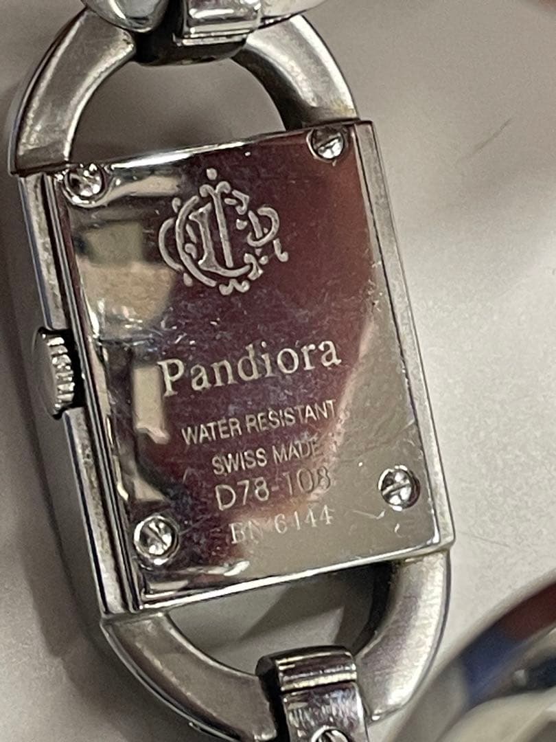 Christian Dior Pandiora 時計　D78-108