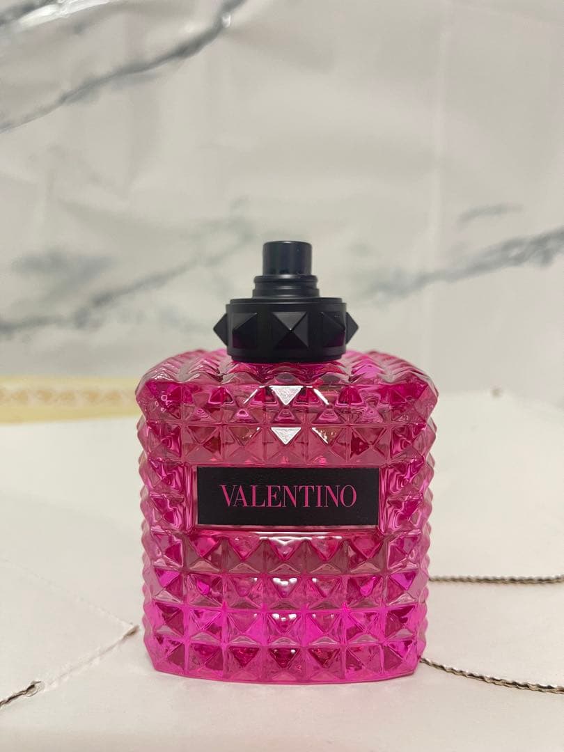 VALENTINO ピンク香水 ダイヤモンドカット 100ml