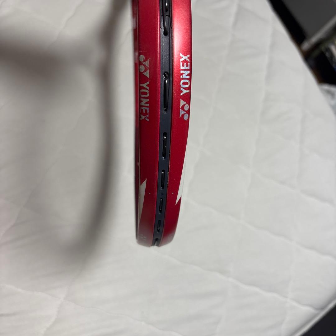 YONEX ボルトレイジ クレナイ 7V UL1