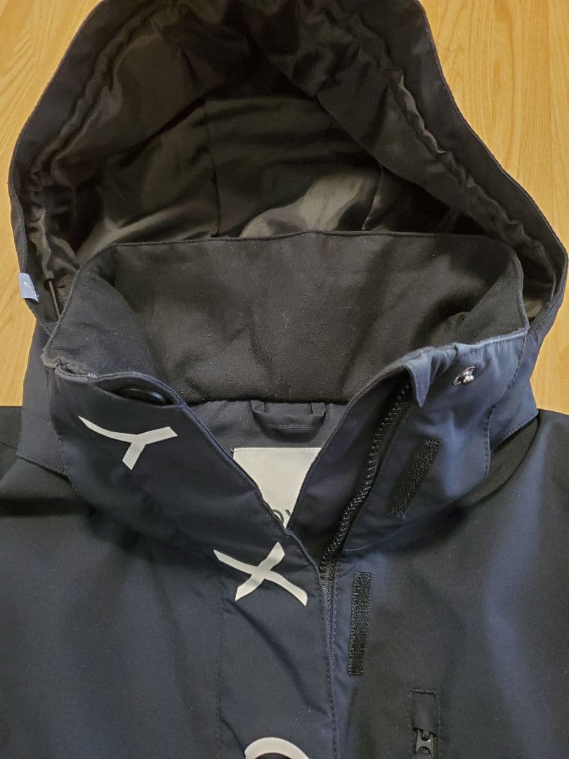 ROXY スノーボードウェア　レディース　 上下セット ブラック/ホワイト