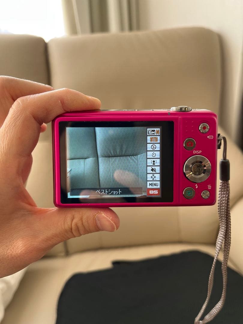 レトロ！コンパクトデジカメ　CASIO EXILIM EX-ZS150 ピンク