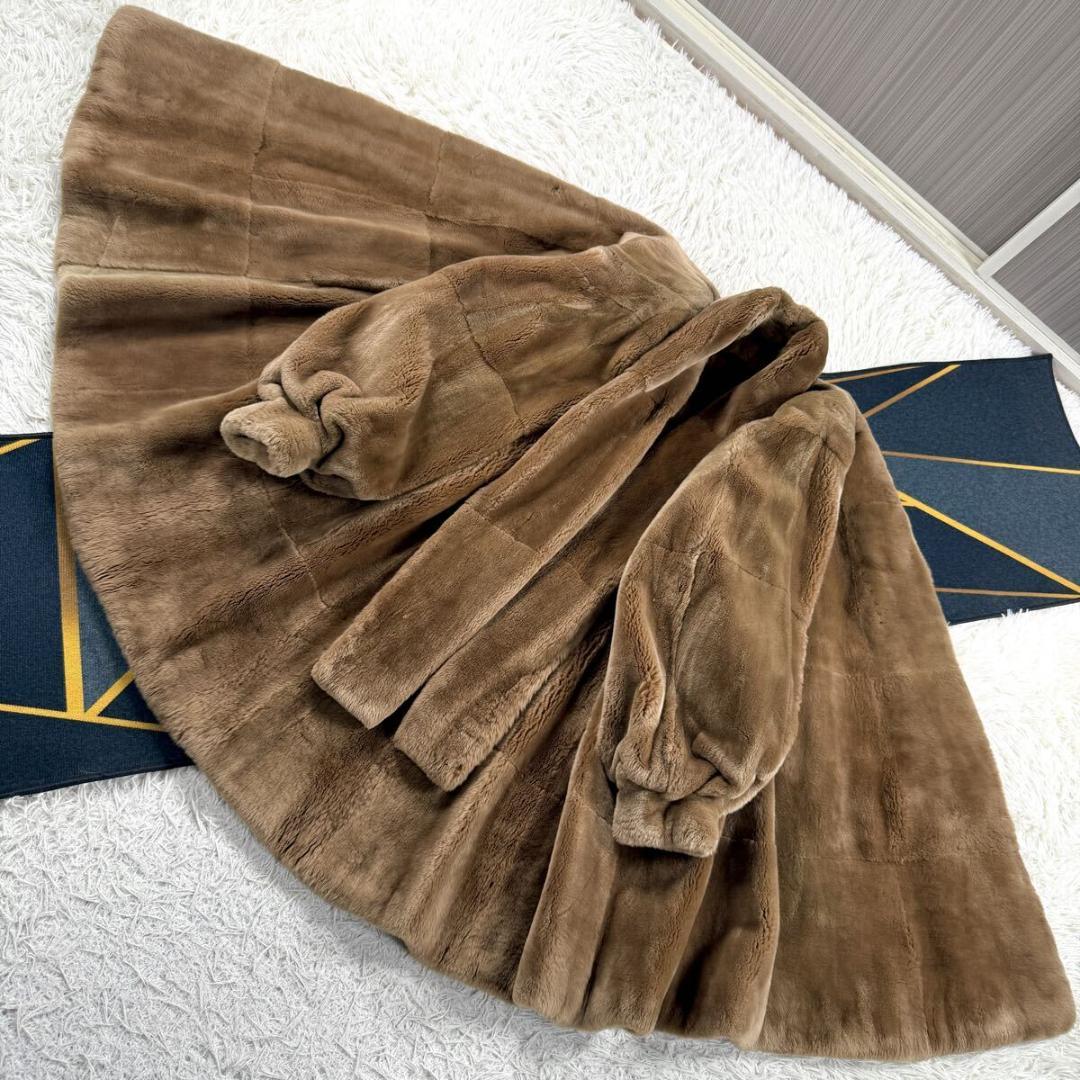 裾周り266㎝ FOXEY ヌートリア コート Aライン XL相当 なめし柔らか