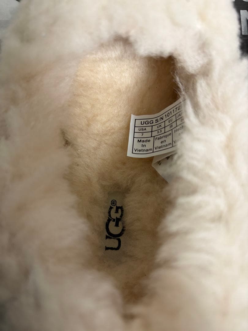 #アグ UGG KENDYL フラットシューズ ブラック 24cm 新古品