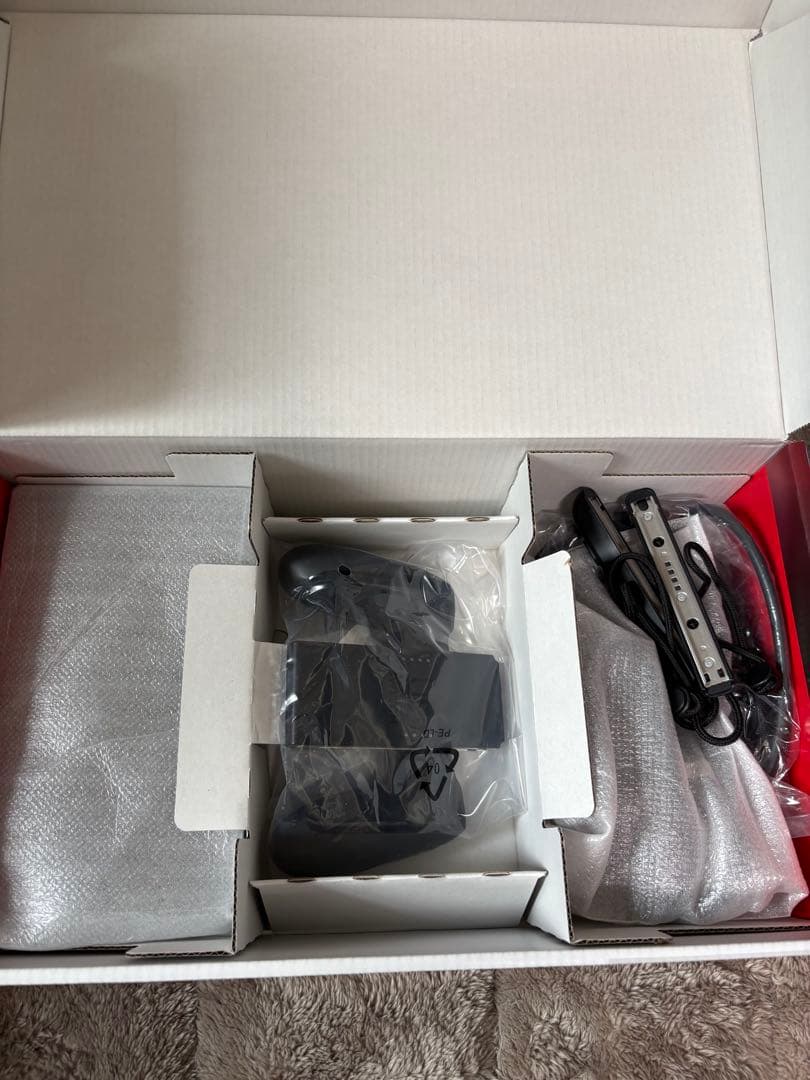 【バッテリー強化版】Nintendo Switch 本体 グレー 完品