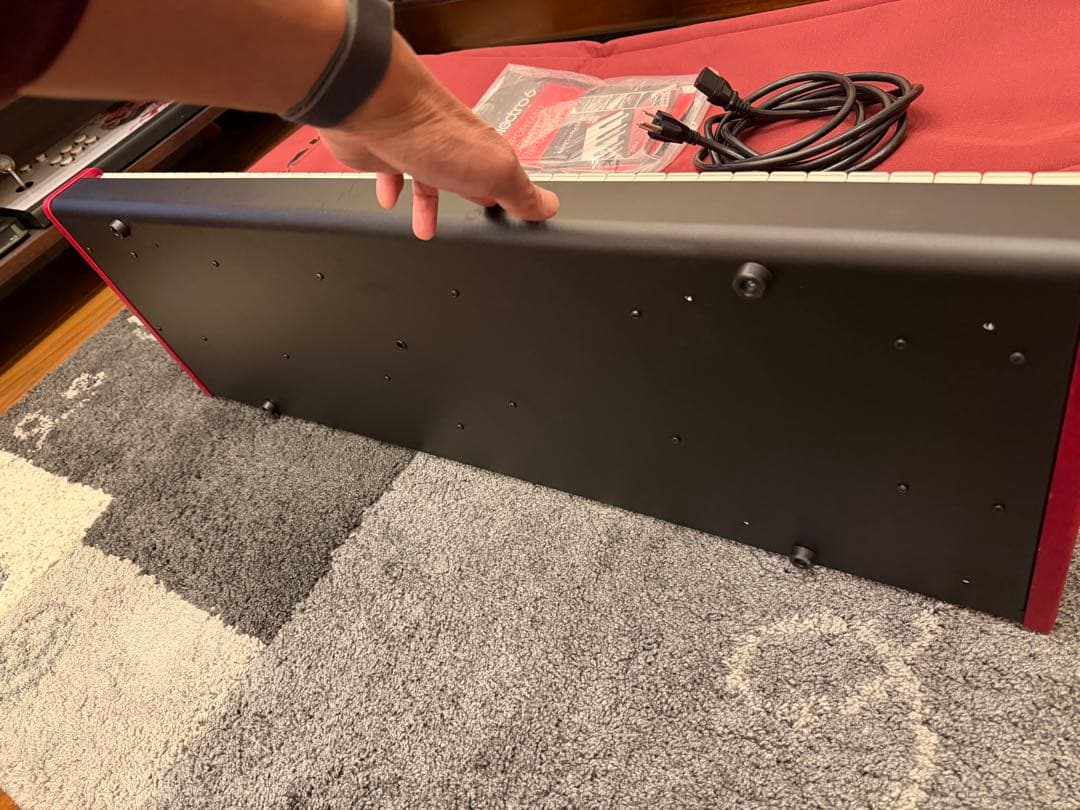 Clavia Nord Electro 6 HP ケース付