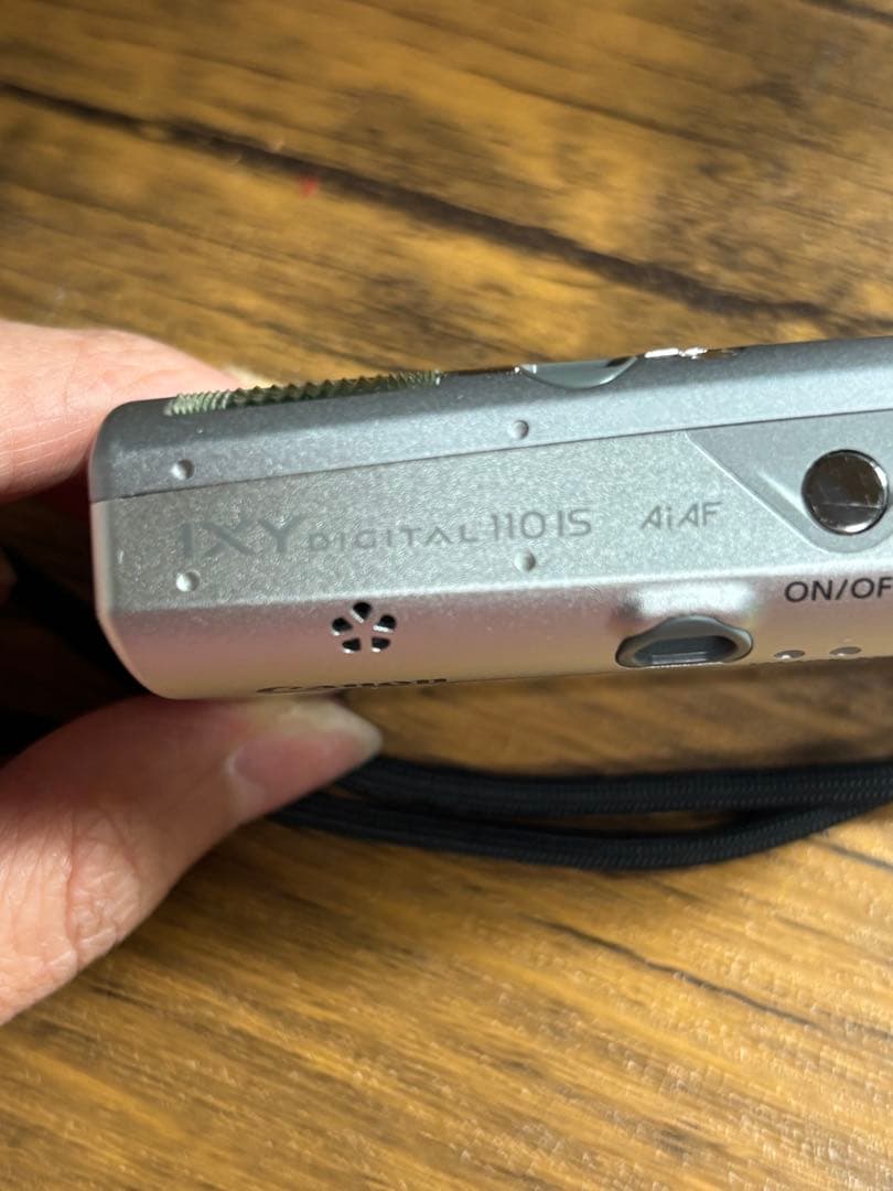 CANON IXY DIGITAL 110 IS キヤノン デジタルカメラ