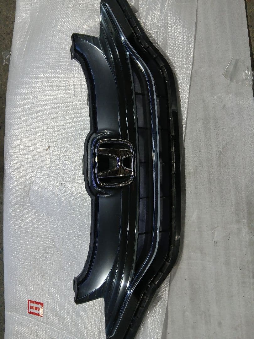 ホンダ 　GP5 フィット　フロントグリル