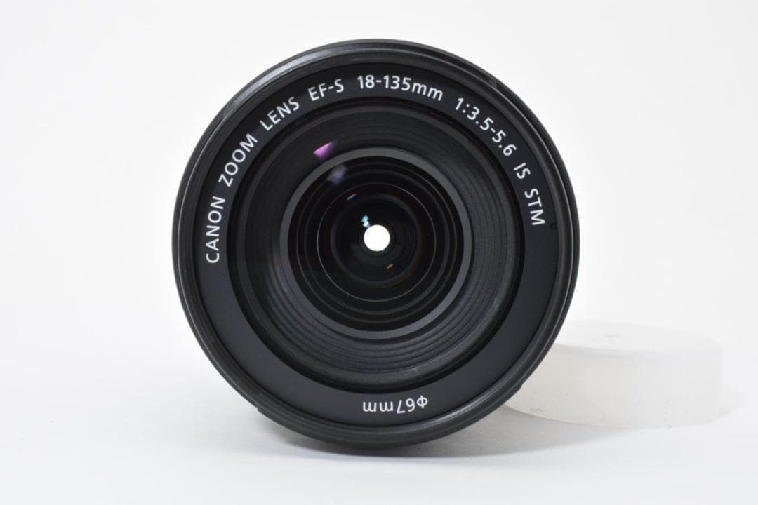 Canon EF-S 18-135mm 3.5-5.6 IS STM レンズ