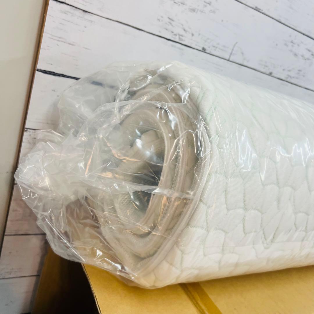 ＜クイーン＞セルプール 睡眠ファンデーション ネムレルトッパー