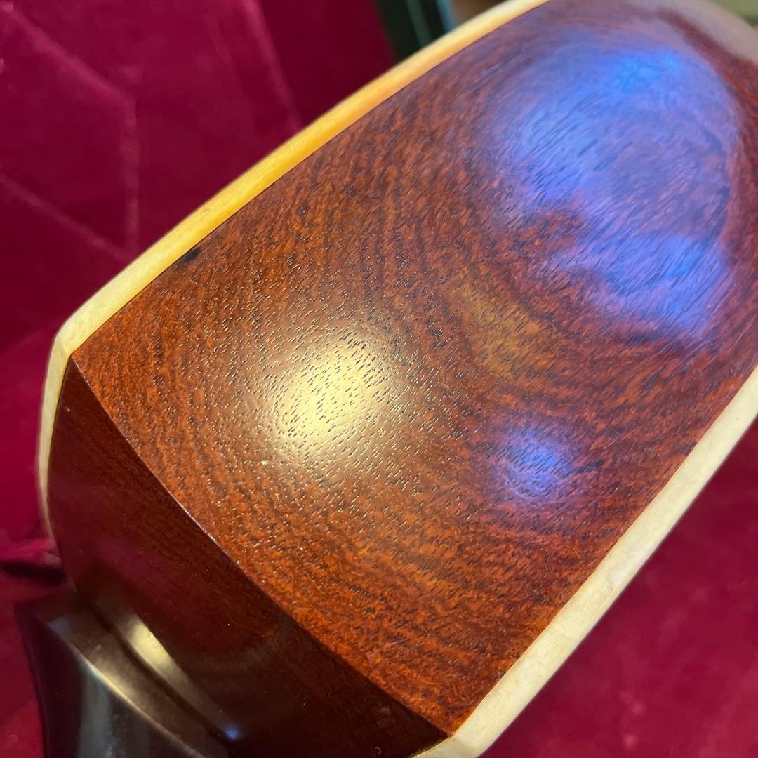 細棹三味線。男性用。舞台用。紅木製の三分割