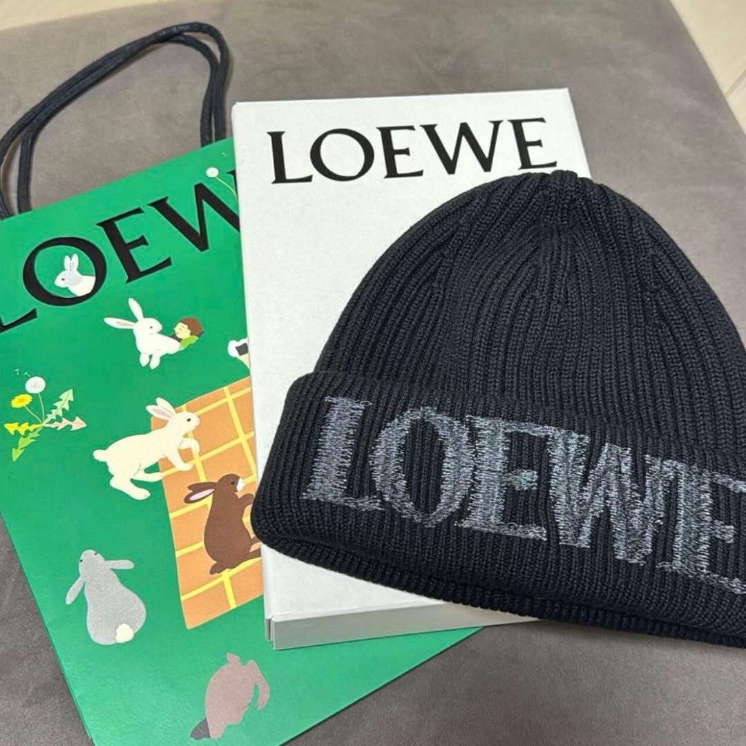 LOEWE ブラック ビーニー