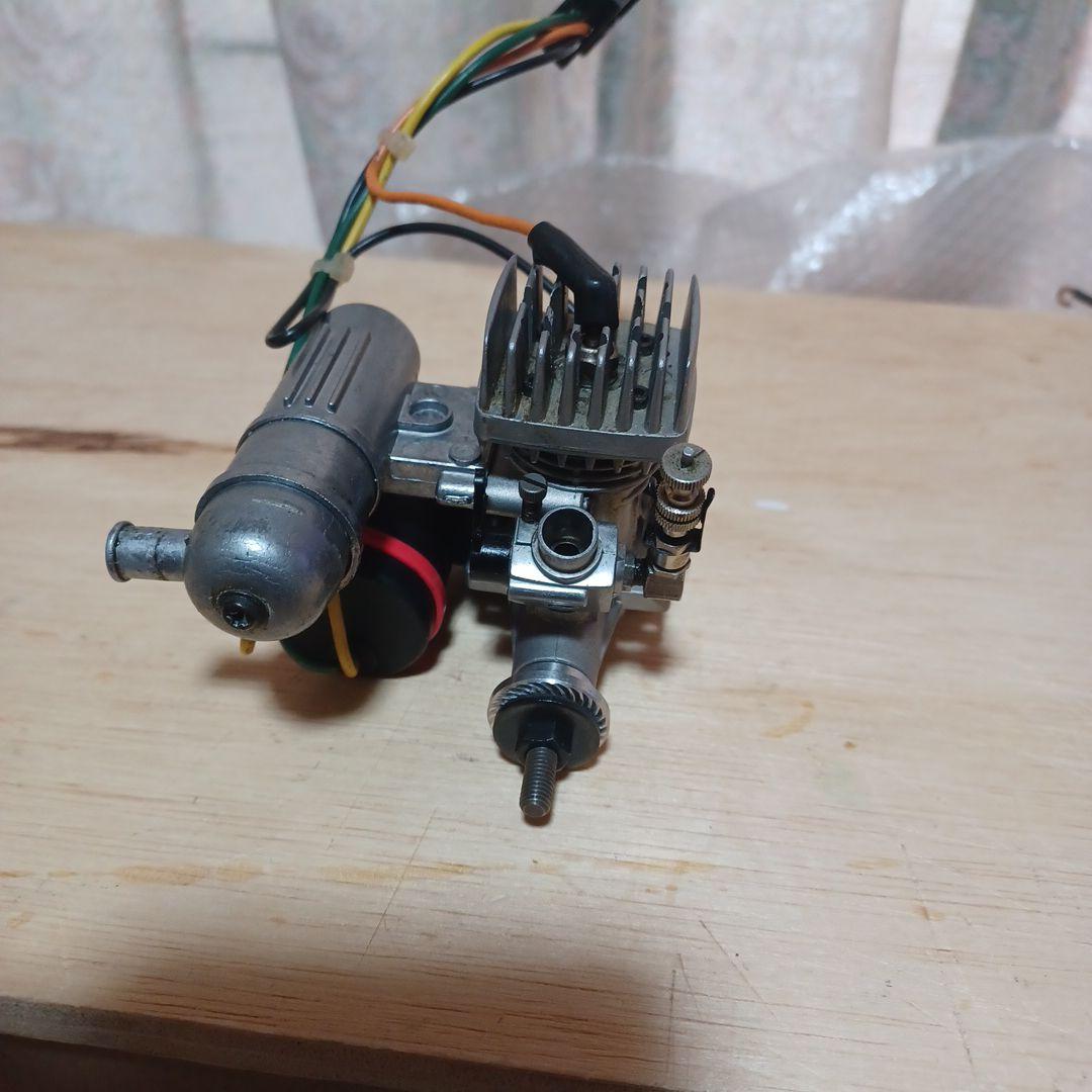 トリトン4さん専用です。ラジコン　OS10FP　OKのスターター付き