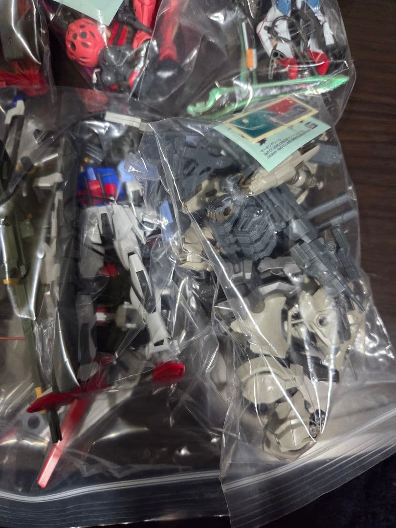 ガンプラ等バンダイ系キットジャンクまとめ売り