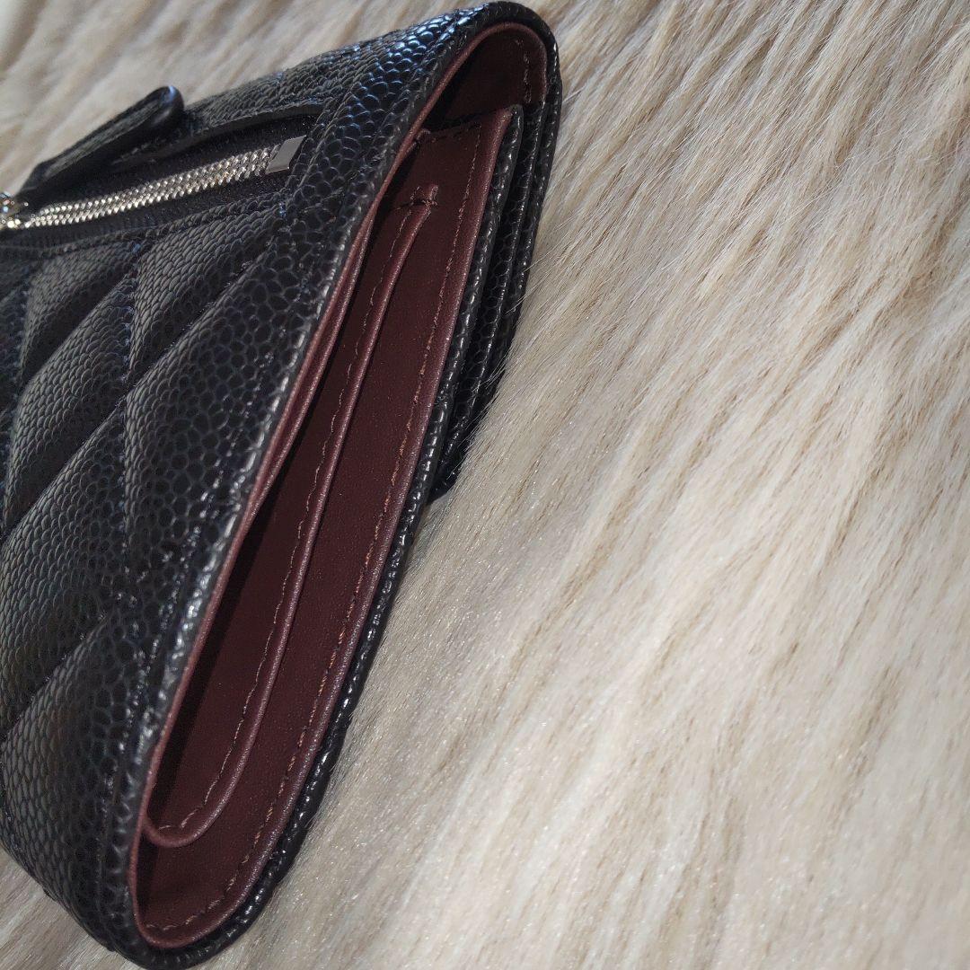 ＊未使用品＊ブラック キルティング/シルバー 折り財布 ケース
