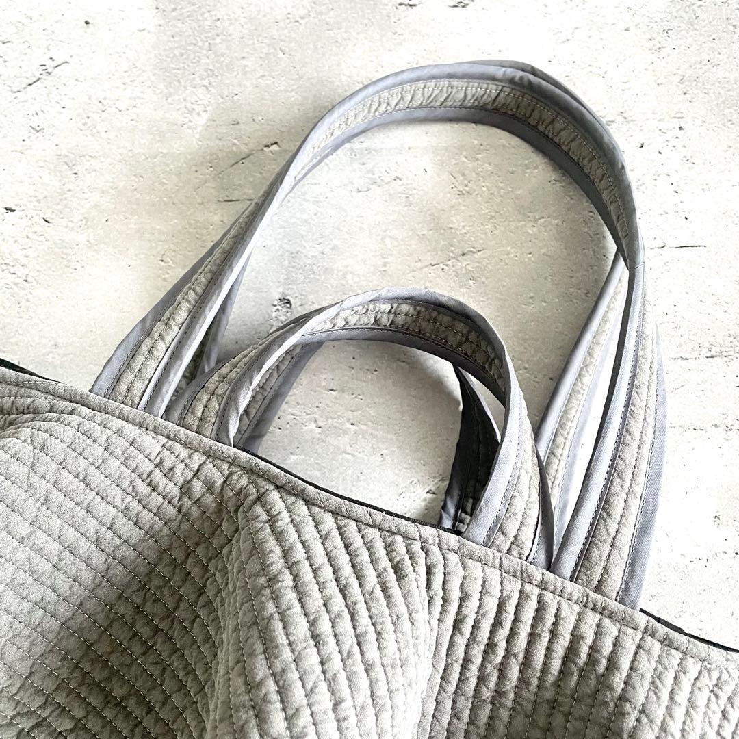 ヌビ　フリル縦型トートバッグ　肩掛け　大きめ　2way グレー　ハンドメイド