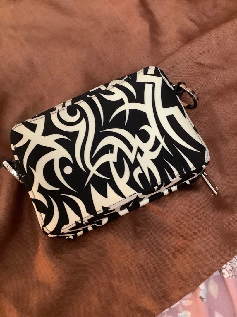 18aw Dior homme トライバル バッグ 黒×白