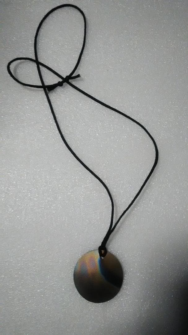 テスラ　大人用ペンダント 円形 Eclipse