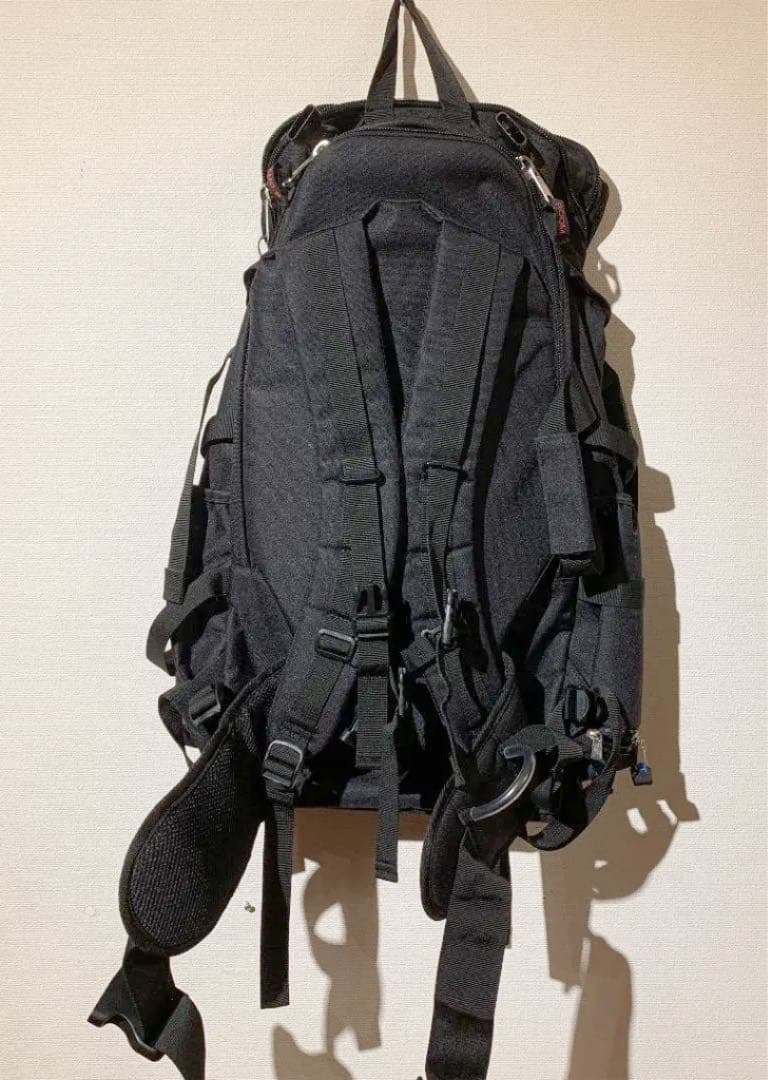 インハビタントバックパック