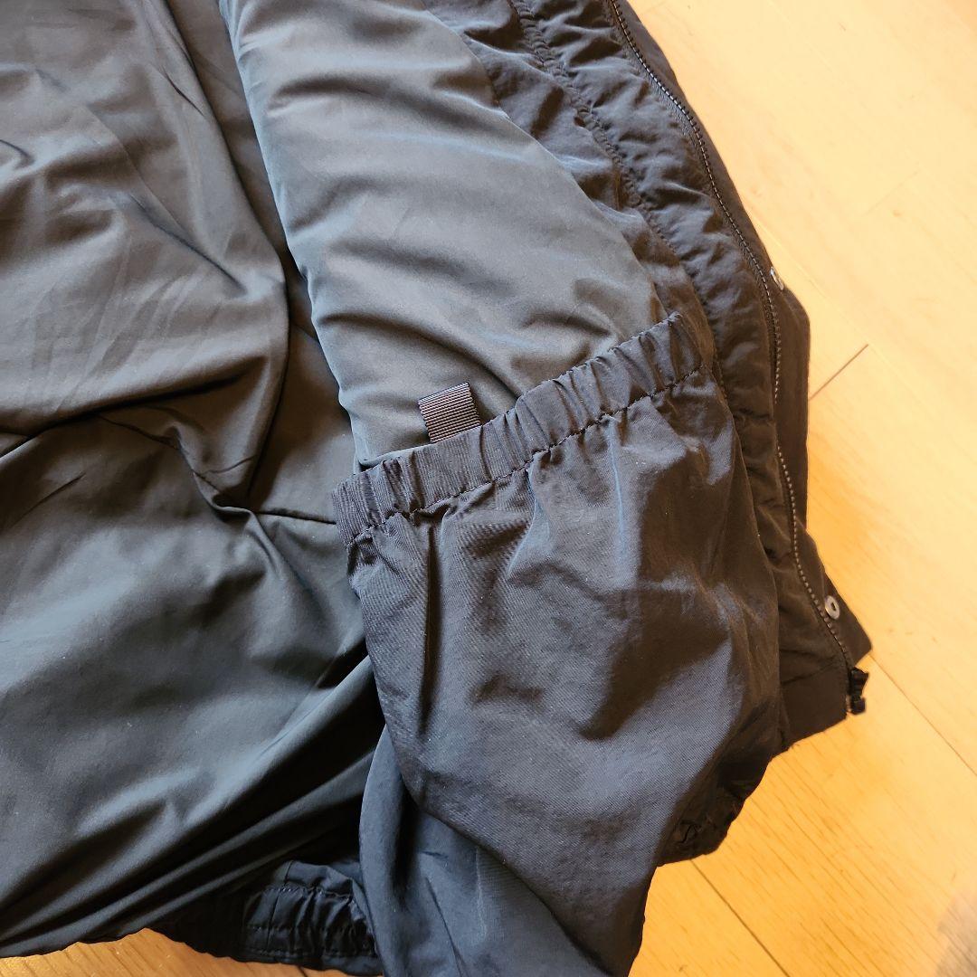 新品同様BEAUTY&YOUTH ブラックパファージャケット