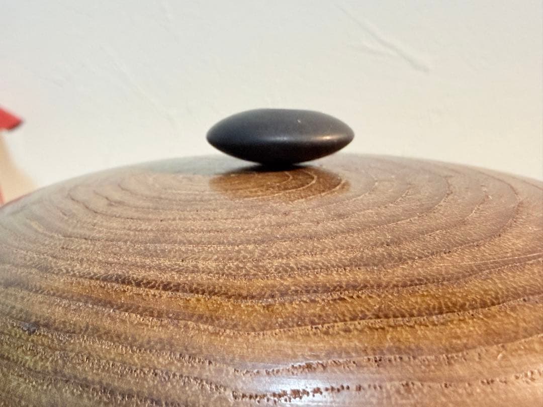 高級 蛤碁石 那智黒石 32号(厚さ9mm) 白177個 黒174個 木製碁笥