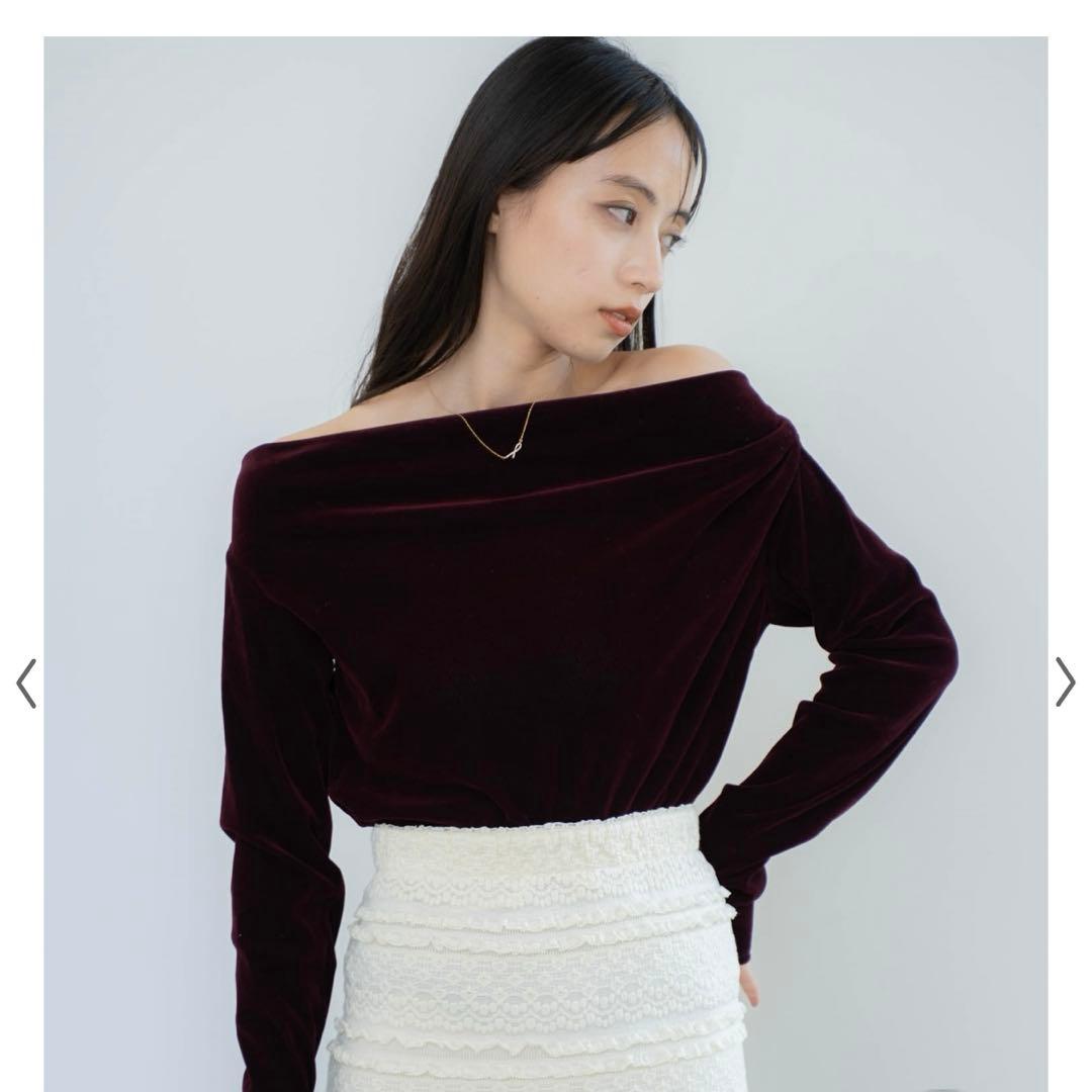 NOELA ベロアドレープトップス