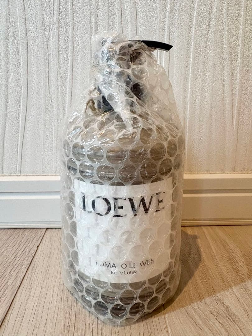 LOEWE ボディーローション本体　トマトリーフ