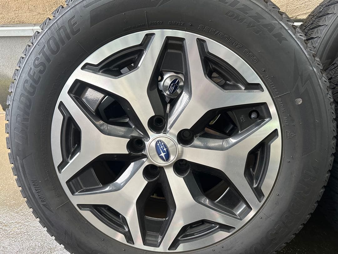 ブリヂストン225/60R17スタッドレスアルミホイールセット