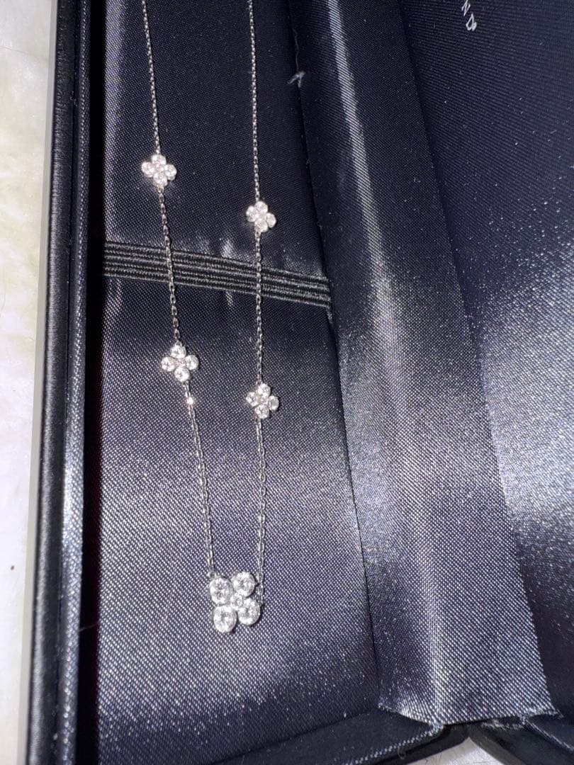 【美品】 ダイヤネックレス　総ダイヤ1.1キャラット