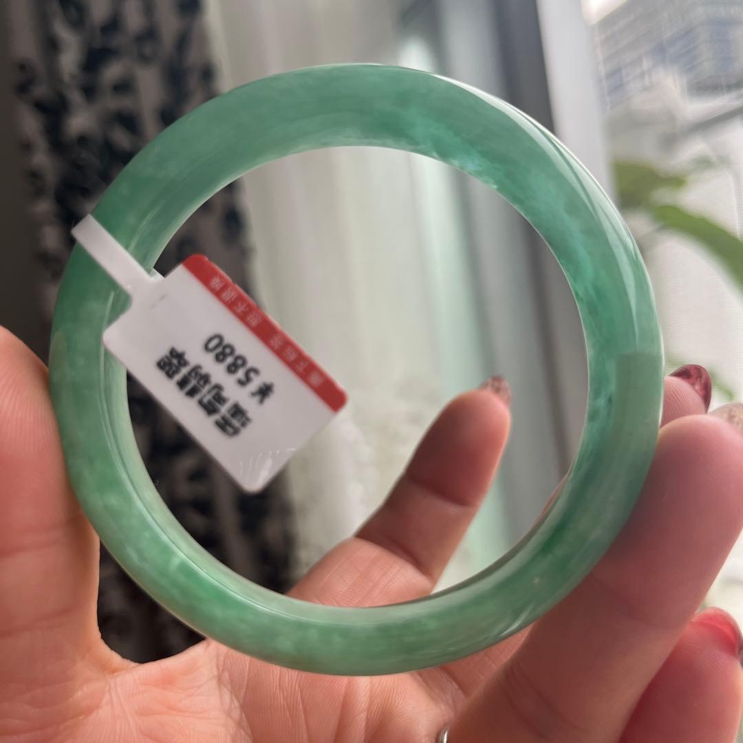 美品翡翠飘花バングル