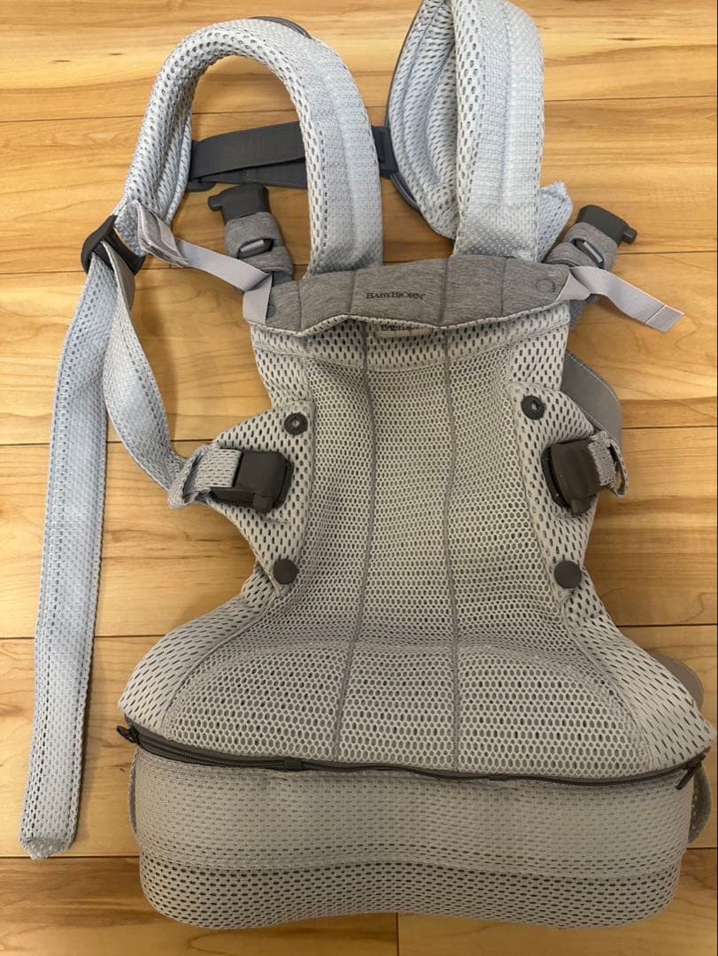 BABYBJORN ベビービョルン 抱っこ紐 ハーモニー メッシュ グレー