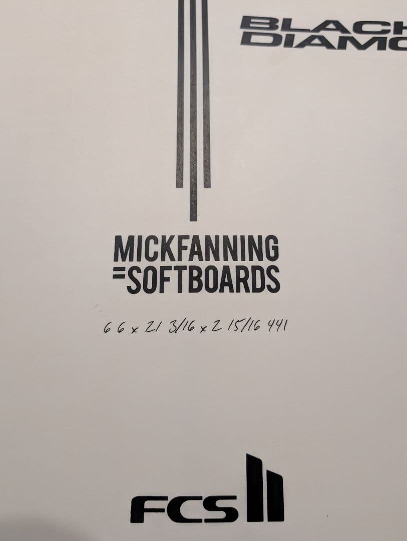 人気シリーズ★Mick Fanning Softboards（ミッドレングス）