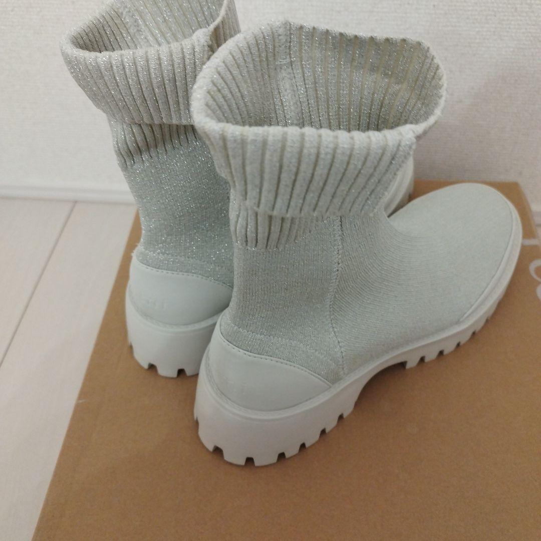 emmi ニットブーツ　シルバー　25cm