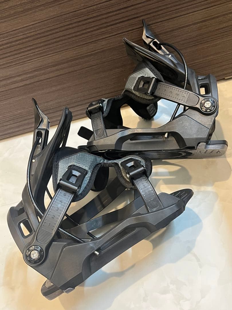 FLOW NIDECKERビンディング