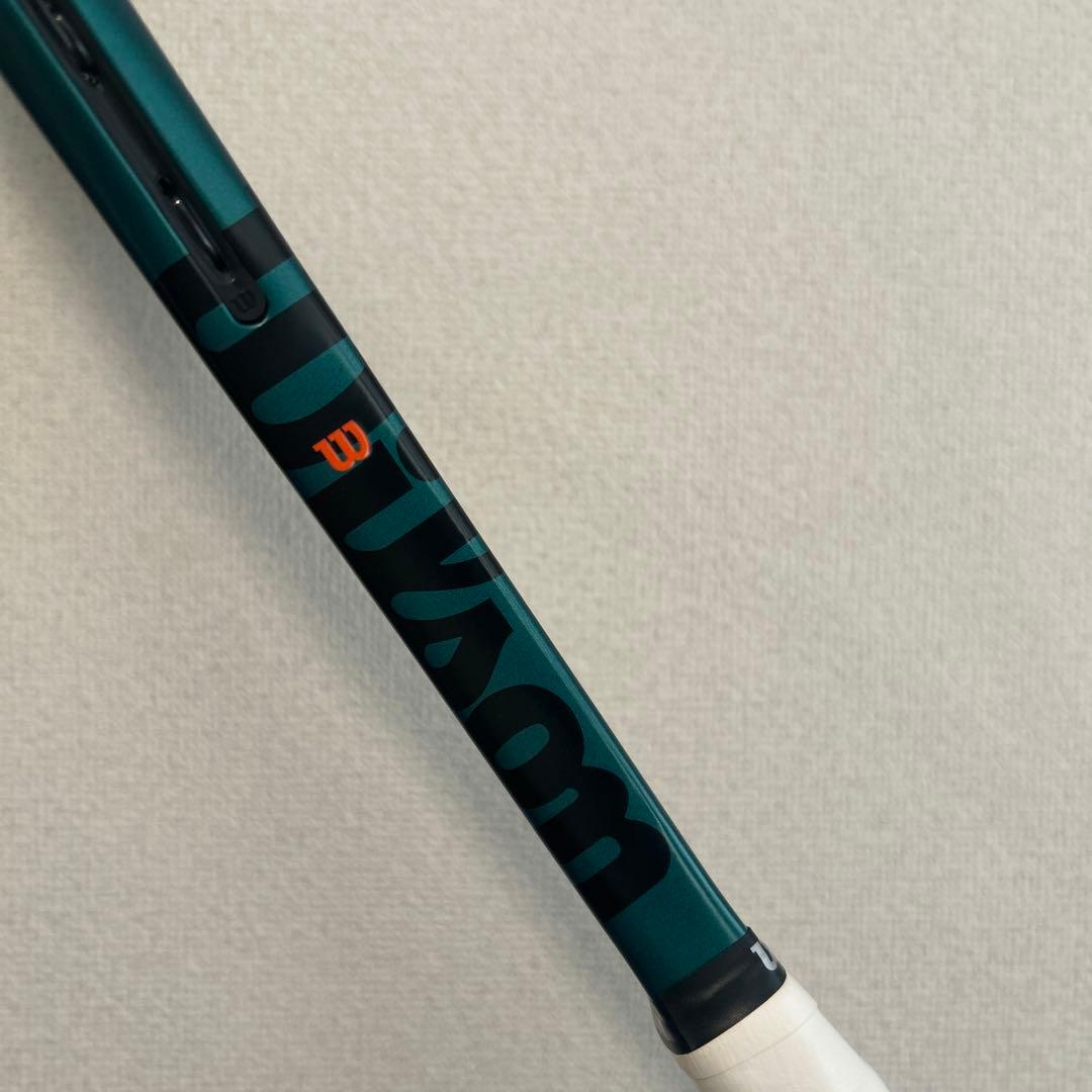 美品 Wilson Blade v9 100L グリップ2
