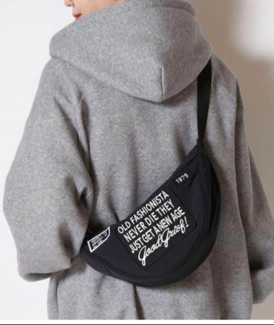 GOOD GRIEF! ⭐︎ PATCHED BANANA バッグ