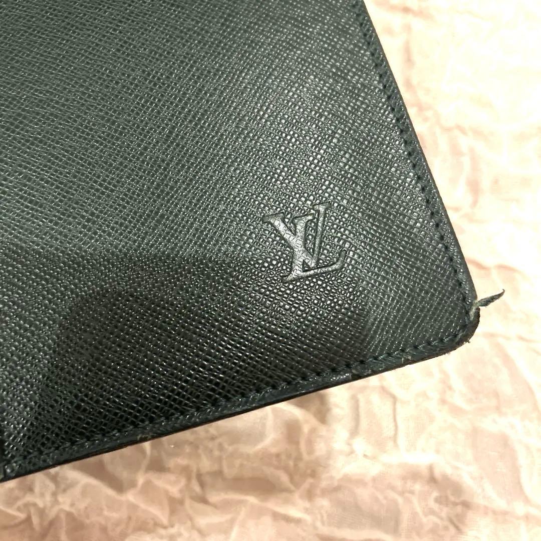 ルイヴィトン　タイガ　ビジネスバッグ　ポルトドキュマン