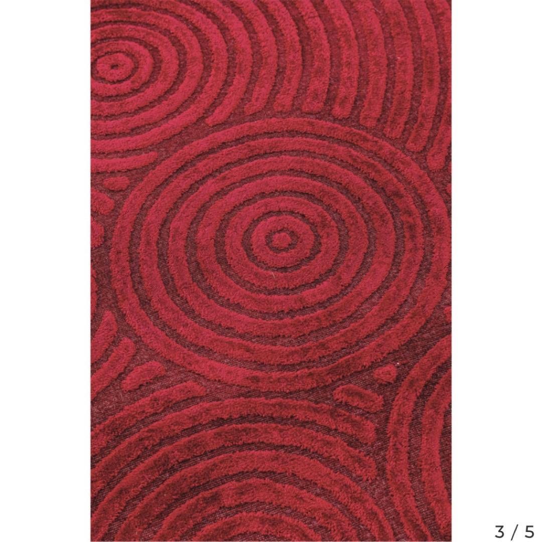 新品未使用KAREカレ トンド170x240cm　カーペット ラグ赤