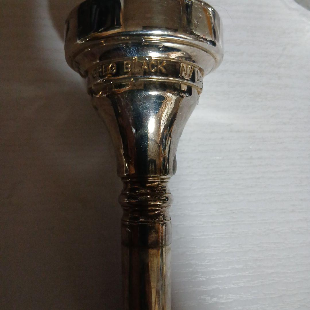 チューバ　マウスピース　greg black ny18