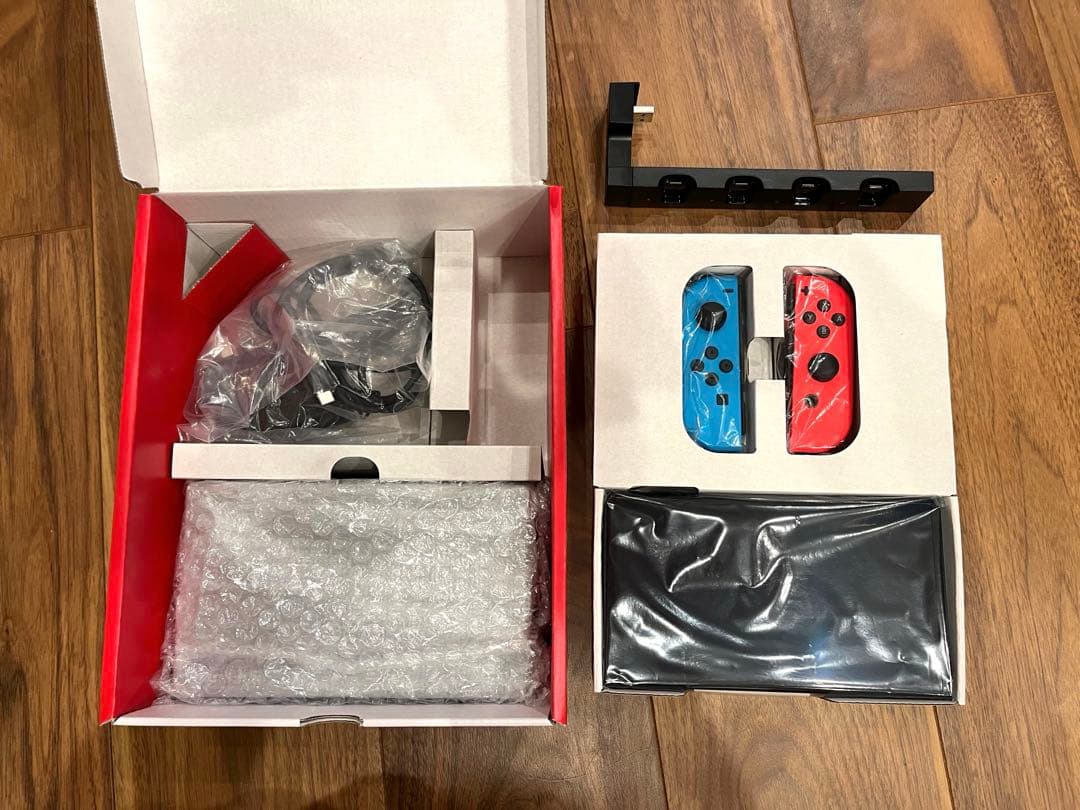 有機ELモデル箱あり　Nintendo Switch 本体 赤青紫黄 充実付属品