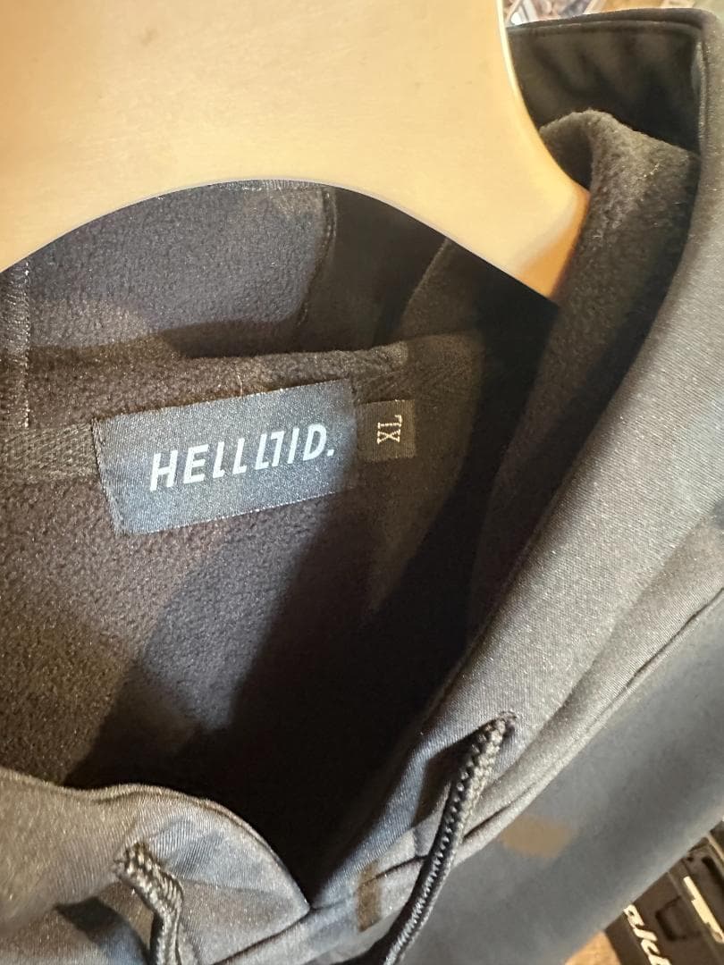 撥水パーカー　HELLOID ヘルロイド　スノーボード　新品