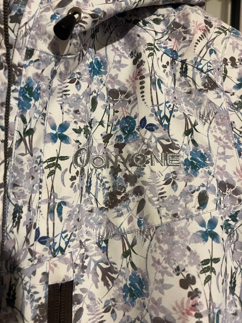 スキーウェア　上下　レディース