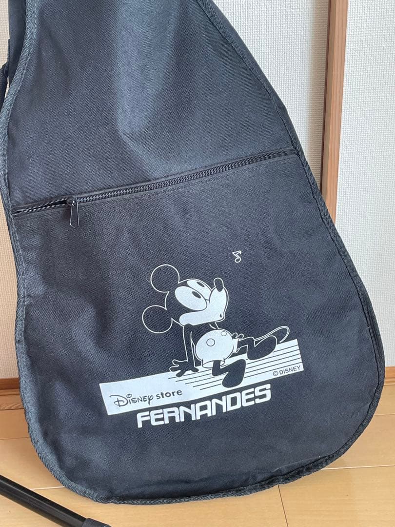 【貴重】フェルナンデス　ディズニーストア限定アコギ　オールドミッキー　スタンド付