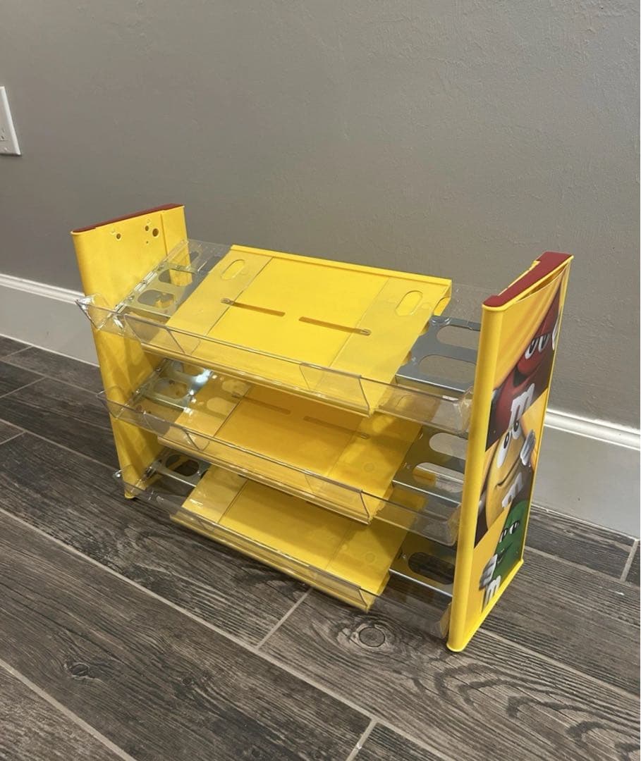 エムアンドエムズ　M&Ms キャンディ　ストアディスプレイ　シェルフ　アメトイ