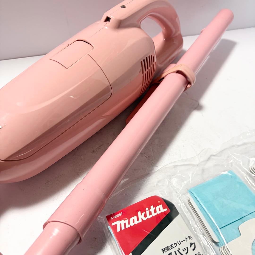マキタ 充電式クリーナ CL115FD 未使用紙パック30個付き コードレス