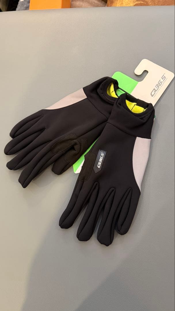 【新品・定価11,660円】Q36.5 ウインターグローブLサイズ